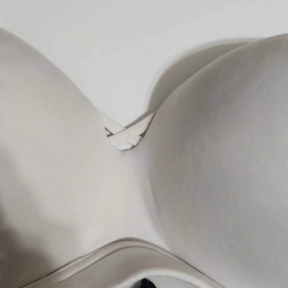 Torrid Curve Women's White Bra 360 Back Smoothing Wire Free Push Up Plunge